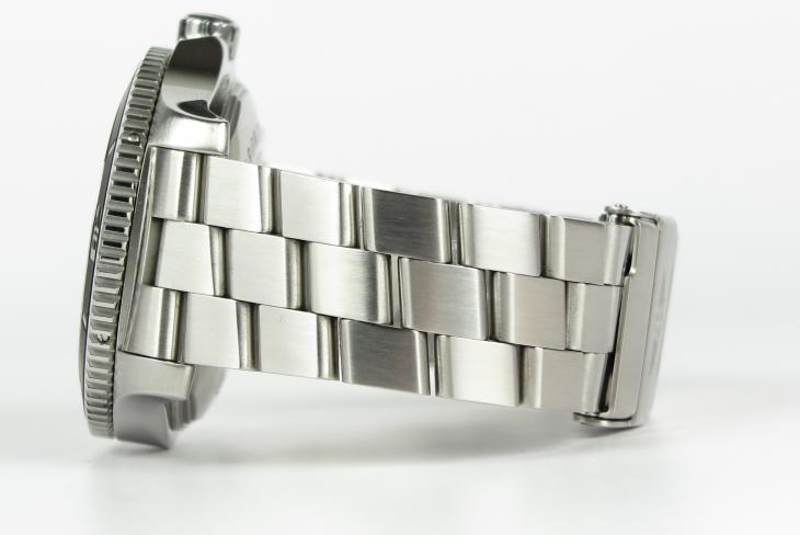 Breitling Super Ocean II - 44mm