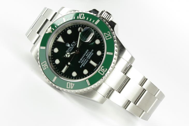 Rolex Submariner "Hulk"