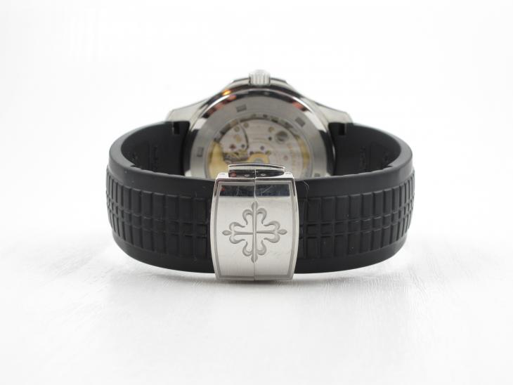 Patek Philippe Aquanaut - 40 mm