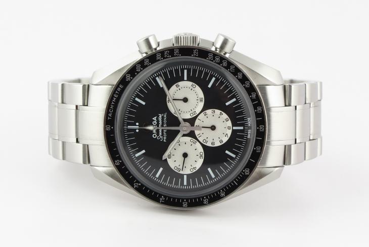 Omega Speedy Tuesday