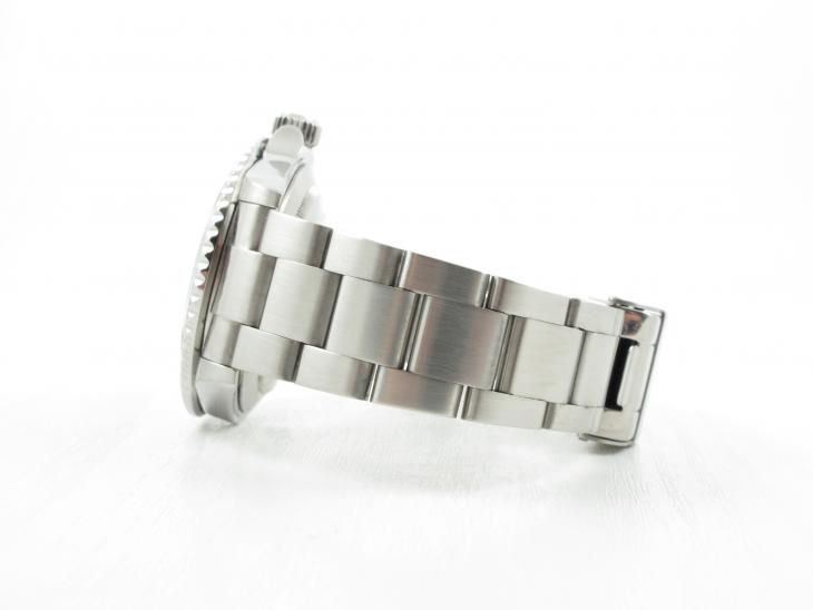 Rolex Submariner 16610L V