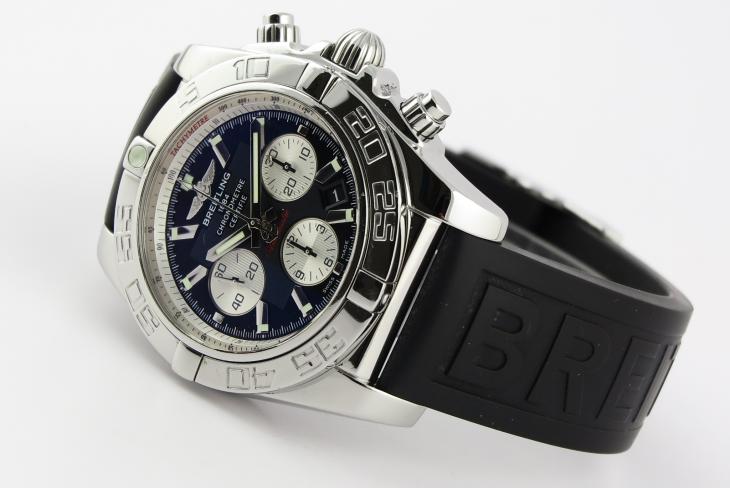 Breitling Chronomat 44
