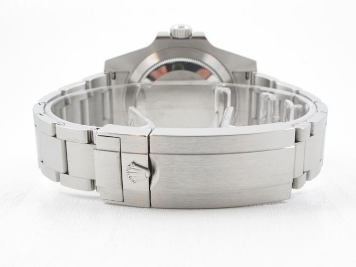 Rolex Submariner 116610L V