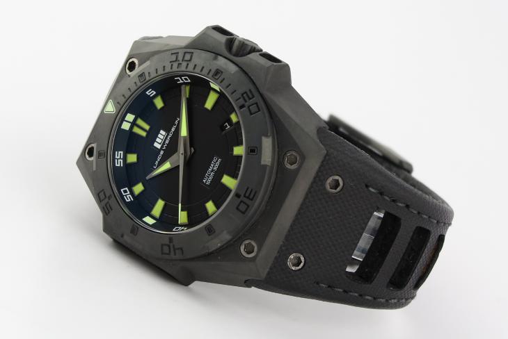 Linde Werdelin Hard Black II
