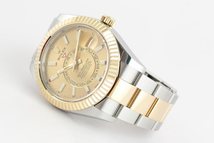 Rolex Sky-Dweller G/S