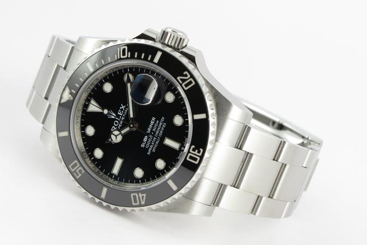 Rolex Submariner - 2022