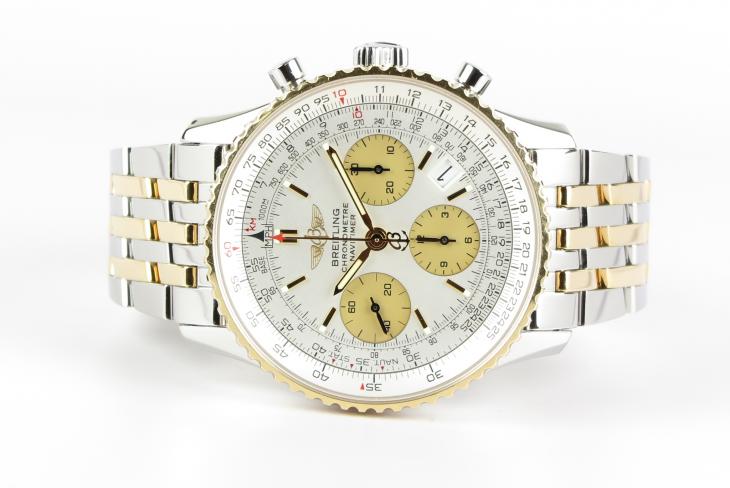 Breitling Navitimer