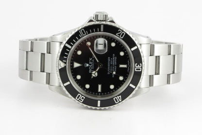 Rolex Submariner - 16610