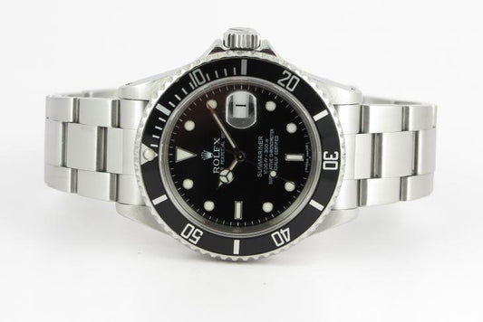 Rolex Submariner - 16610