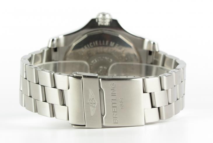 Breitling Avenger Seawolf