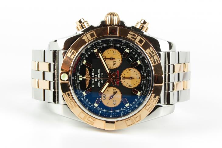 Breitling Chronomat 44