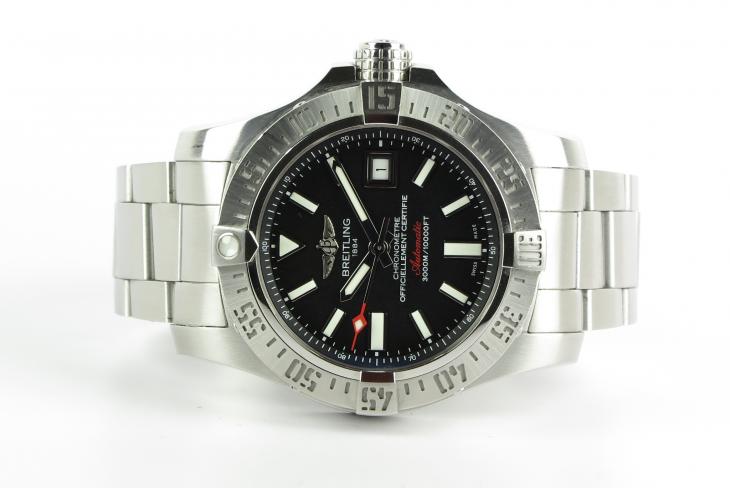 Breitling Avenger II Seawolf