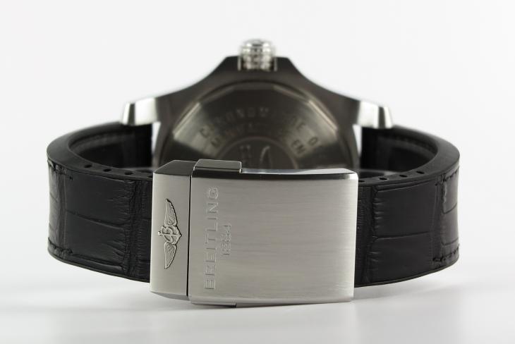 Breitling Avenger II Seawolf