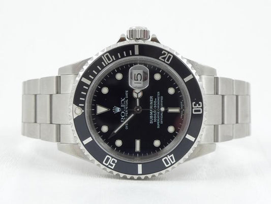 Rolex Submariner 16610 - 2003