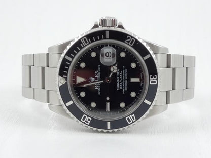 Rolex Submariner 16610 - 2003
