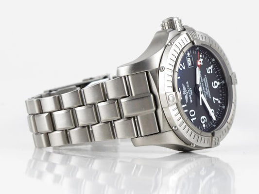 Breitling Avenger Seawolf Sort