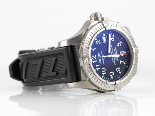 Breitling Avenger Seawolf Sort