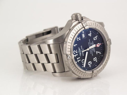Breitling Avenger Seawolf Sort