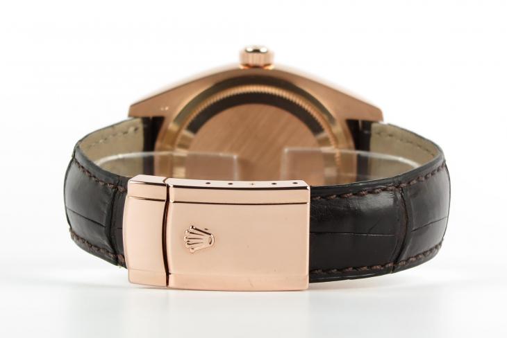 Rolex Sky-Dweller 18K