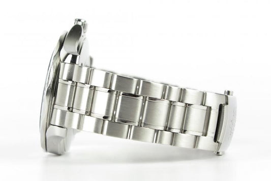 Omega Seamaster Electric Blue